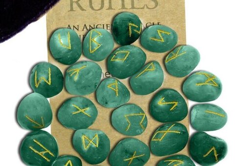 Green Aventurine Runes